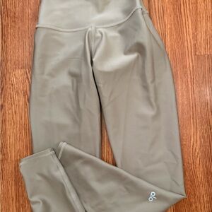 ALO Yoga leggings